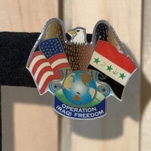 Collectible Lapel Hat Pin Operation Iraqi Freedom Pin with Flags